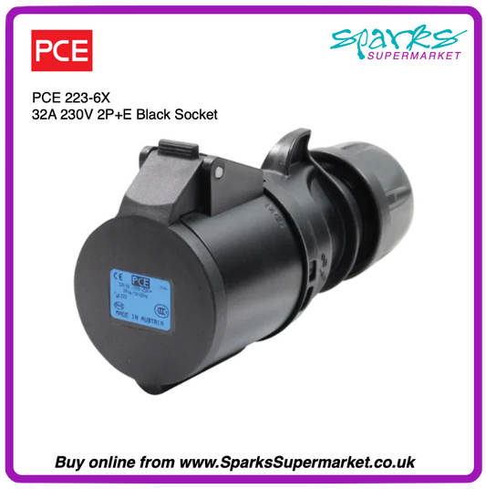 32A 230V 2P+E Black Socket